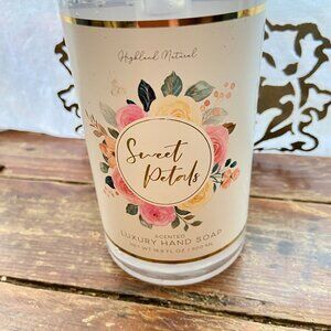 NEW Highland Natural SWEET PETALS Scented Luxury Hand Soap 16.9 oz 500 ml